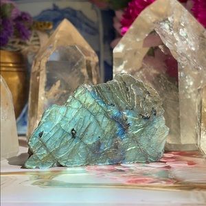Petite Labradorite Freeform Cloud